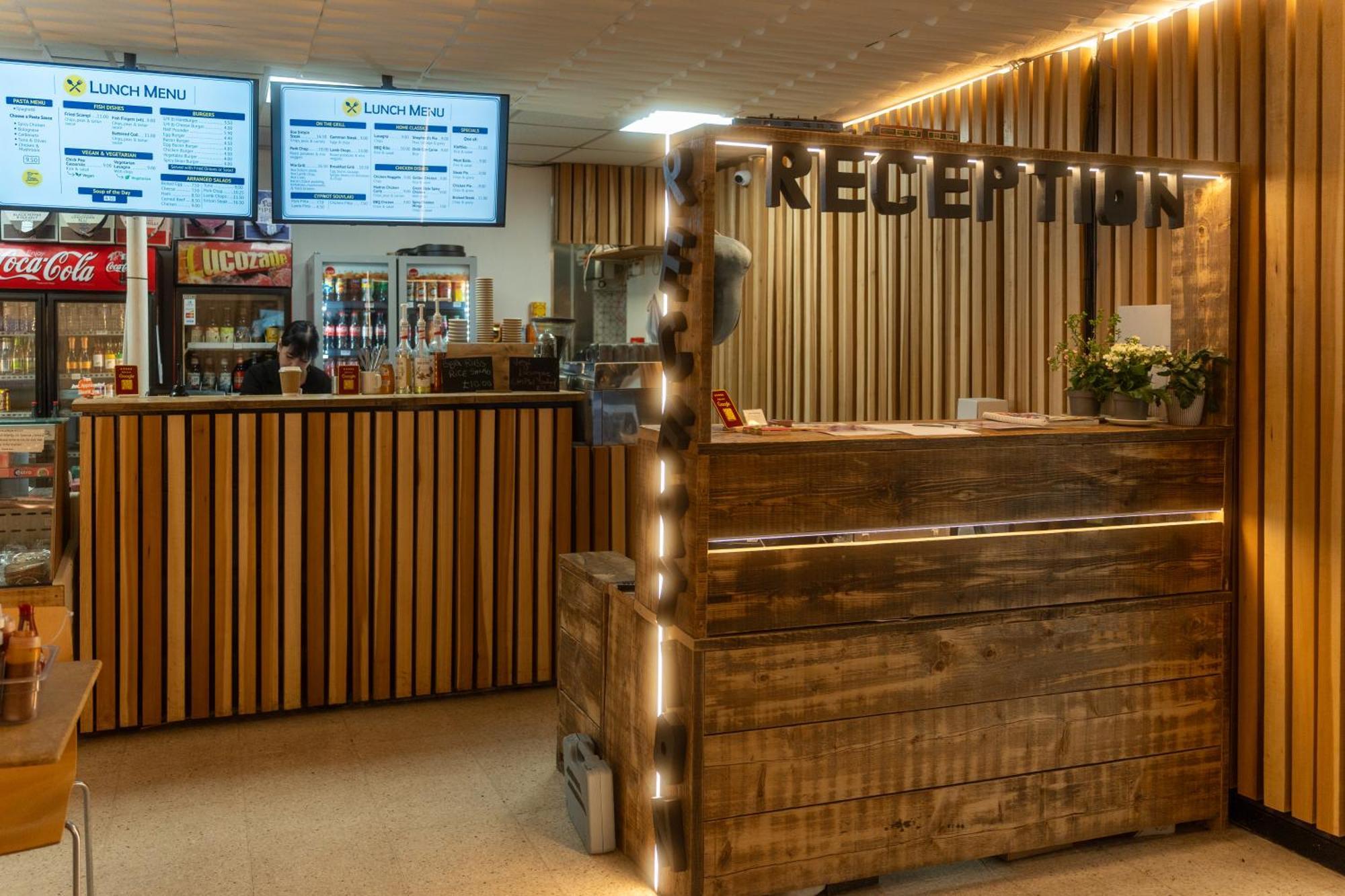 Wembley Abbey Point Hotel מראה חיצוני תמונה