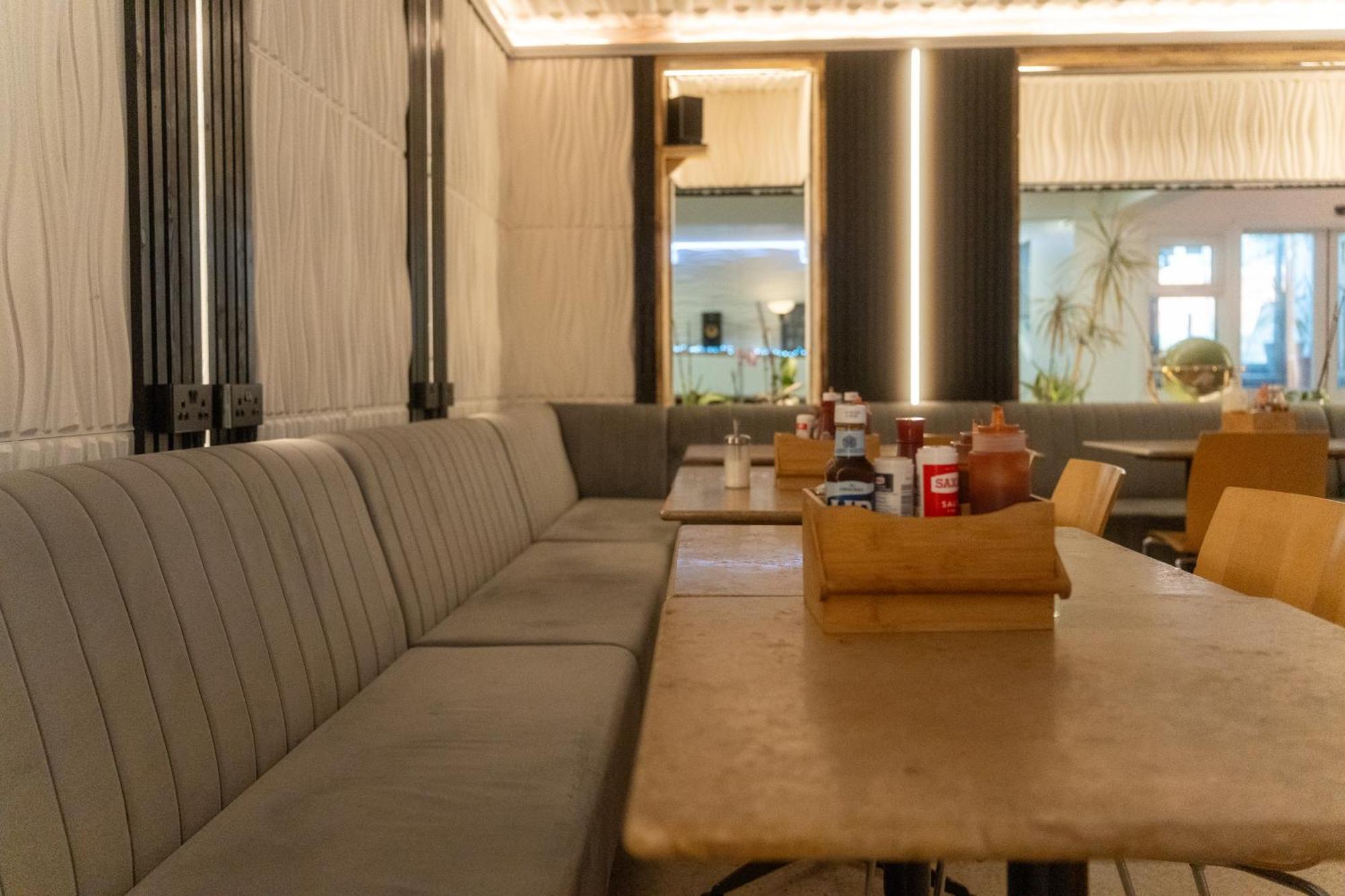 Wembley Abbey Point Hotel מראה חיצוני תמונה