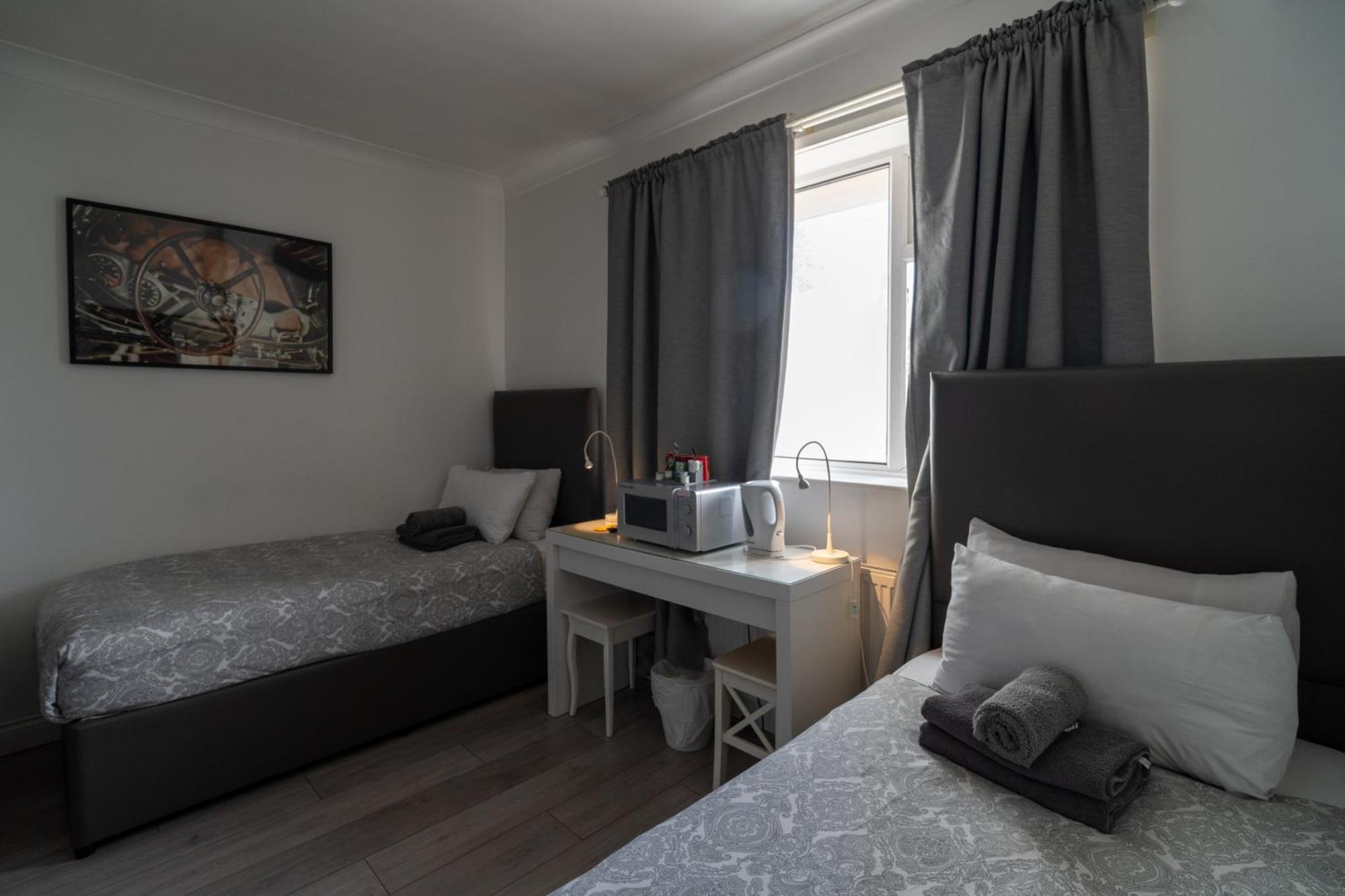 Wembley Abbey Point Hotel מראה חיצוני תמונה