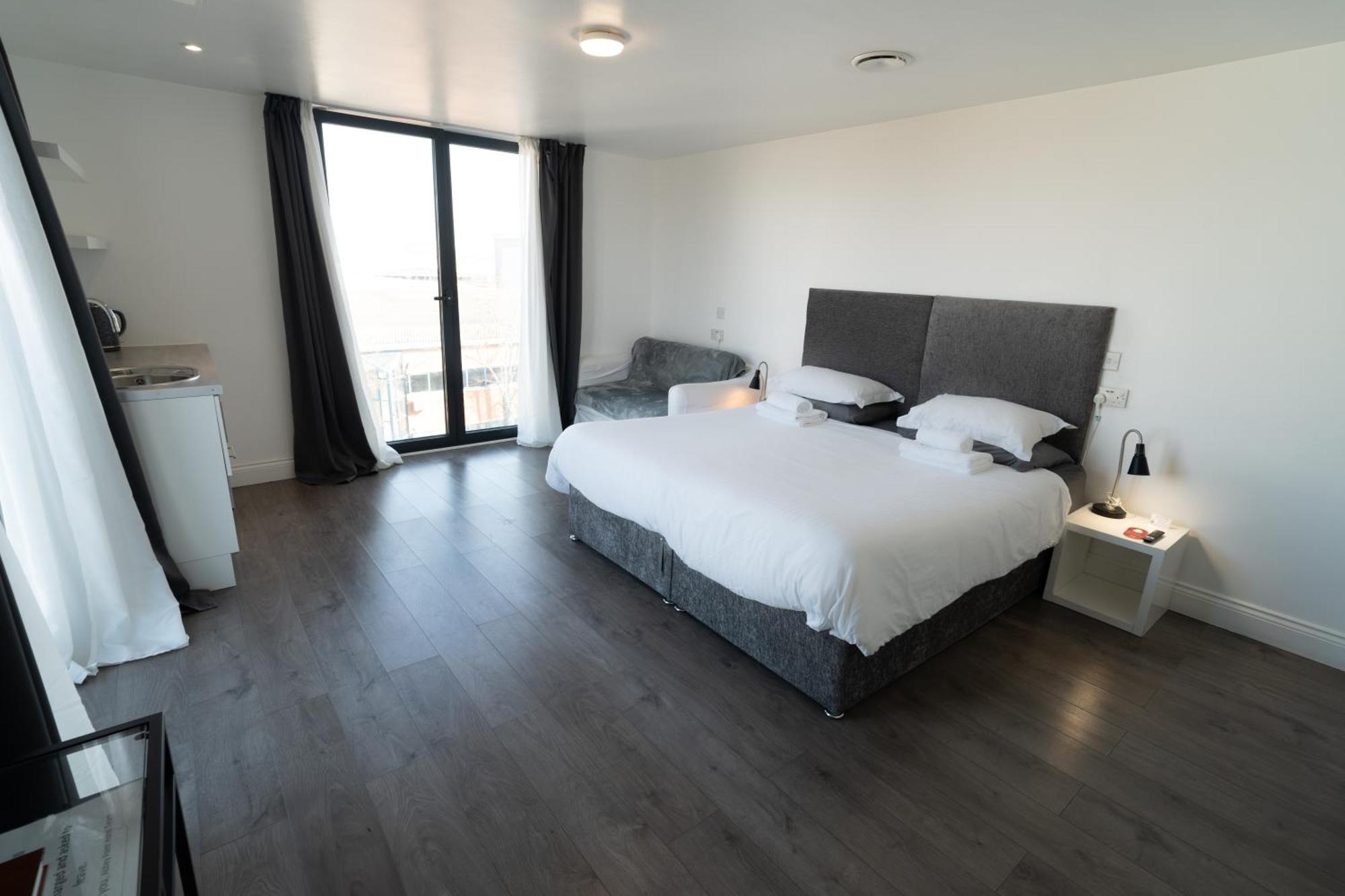 Wembley Abbey Point Hotel מראה חיצוני תמונה